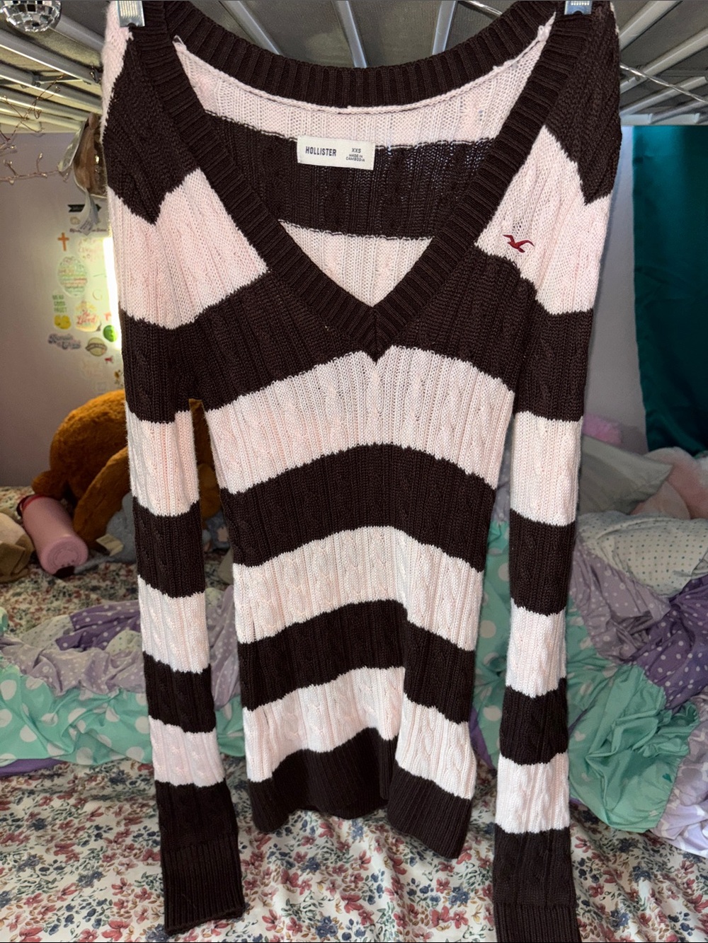 Hollister Women's V-Neck Striped Cable Knit Sweater - Brown & Light Pink